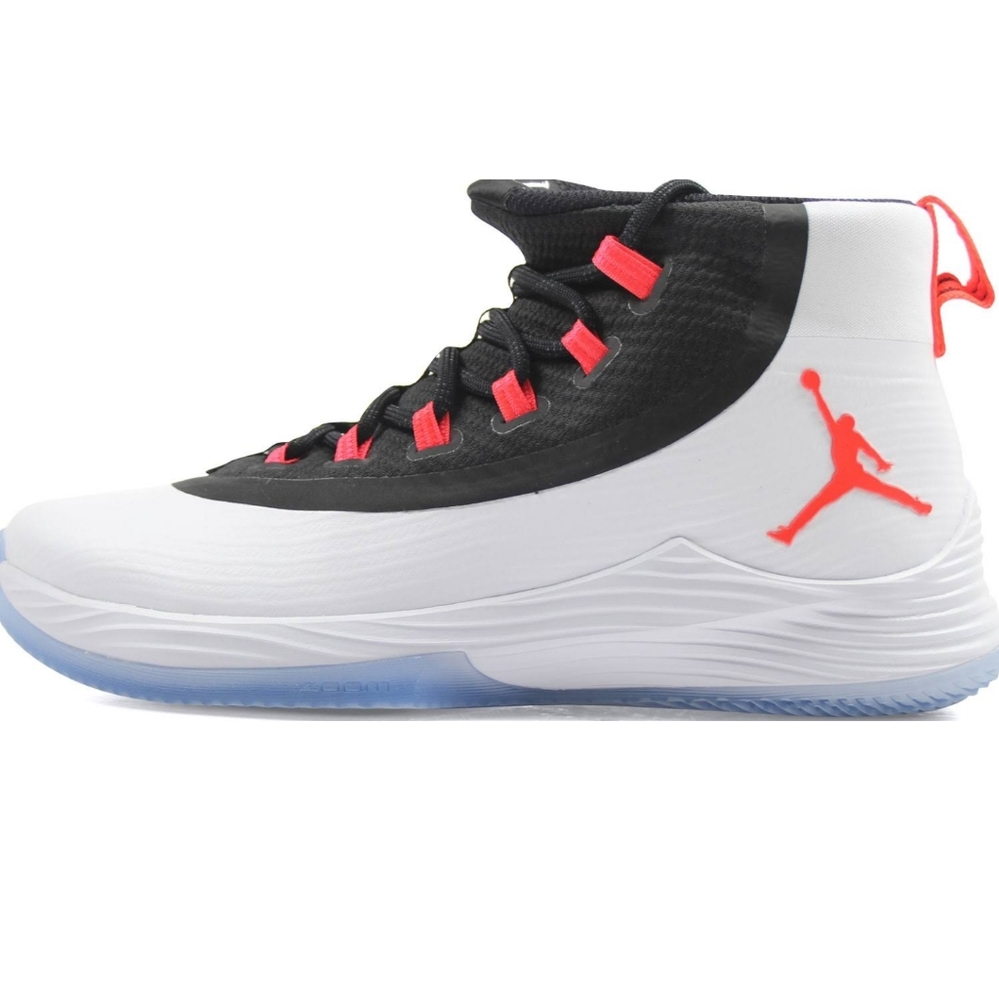 Jordan Men's Ultra Fly 2 White and Black